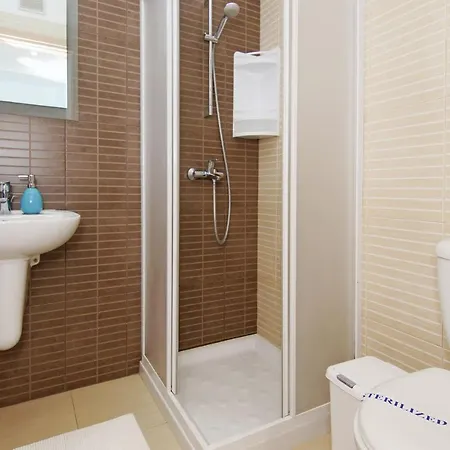 Veronica - Coralli Beachfront Apartament Protaras