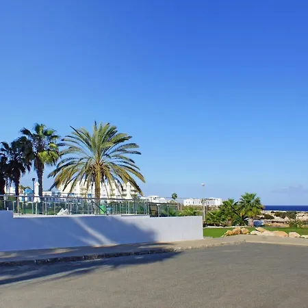 Апартаменты Veronica - Coralli Beachfront *