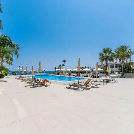 Veronica - Coralli Beachfront Appartement