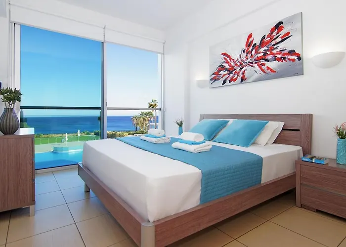 Veronica - Coralli Beachfront * Protaras