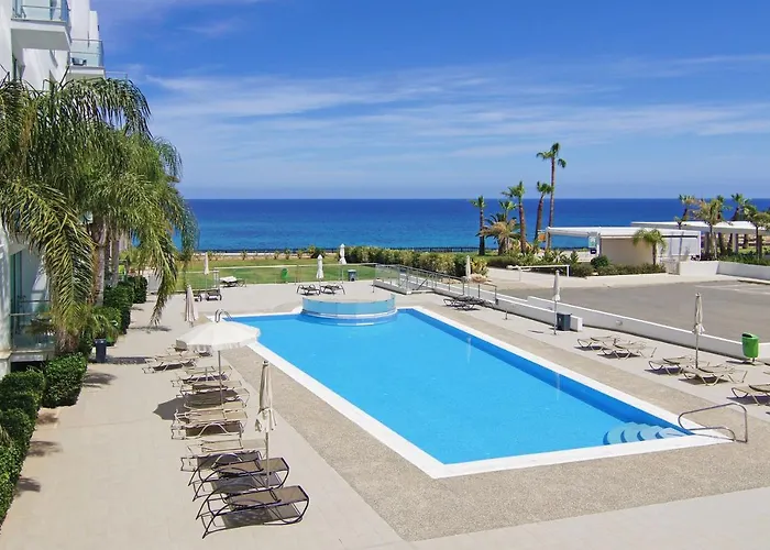 Veronica - Coralli Beachfront Apartamento