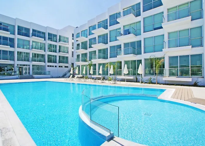 Veronica - Coralli Beachfront *