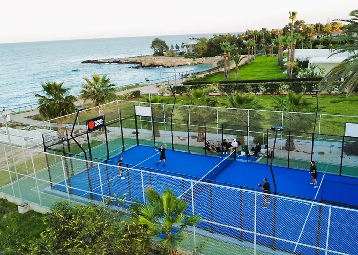 Veronica - Coralli Beachfront Apartament Protaras